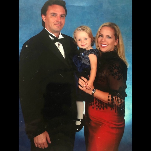 Meet Your Posher - Picture 7 of 7